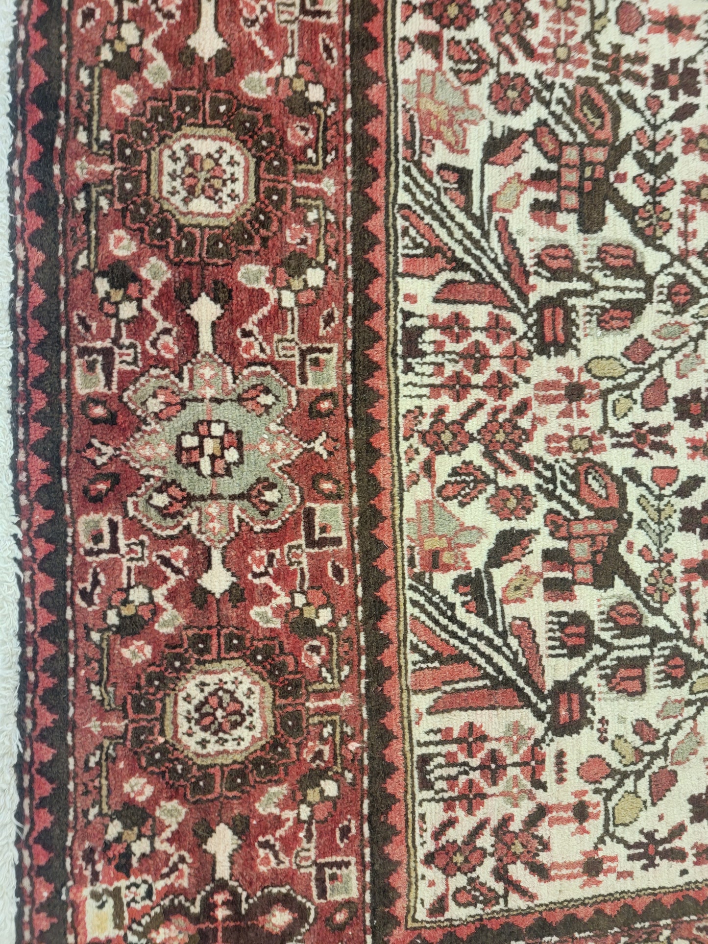 Hand-Knotted Wool Rug Hamedan Rudbar 4'4" x 6'6"