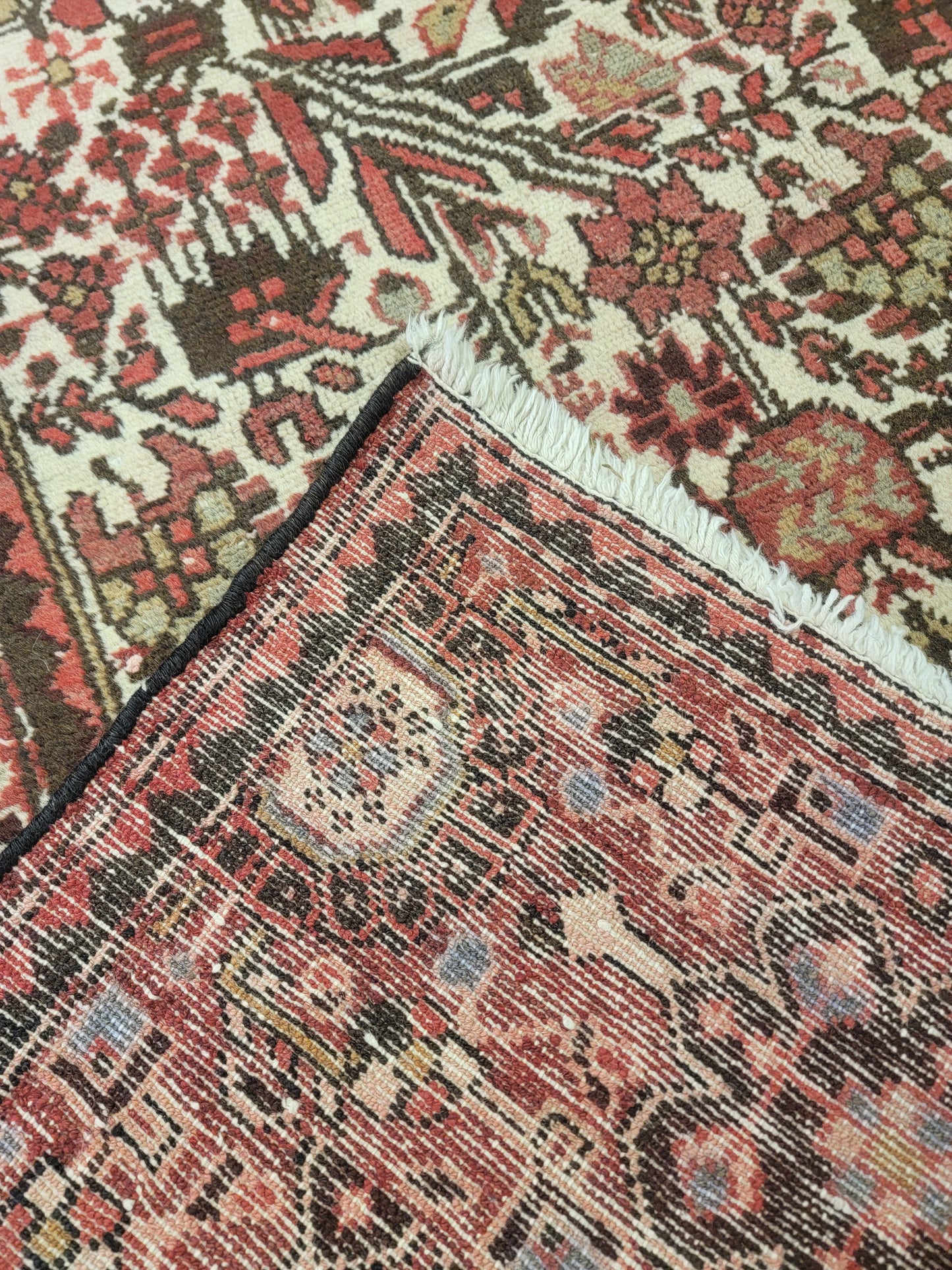 Hand-Knotted Wool Rug Hamedan Rudbar 4'4" x 6'6"