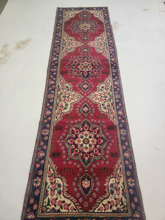 Hand-Knotted Wool Runner Tabriz 2'10" x 11'2"
