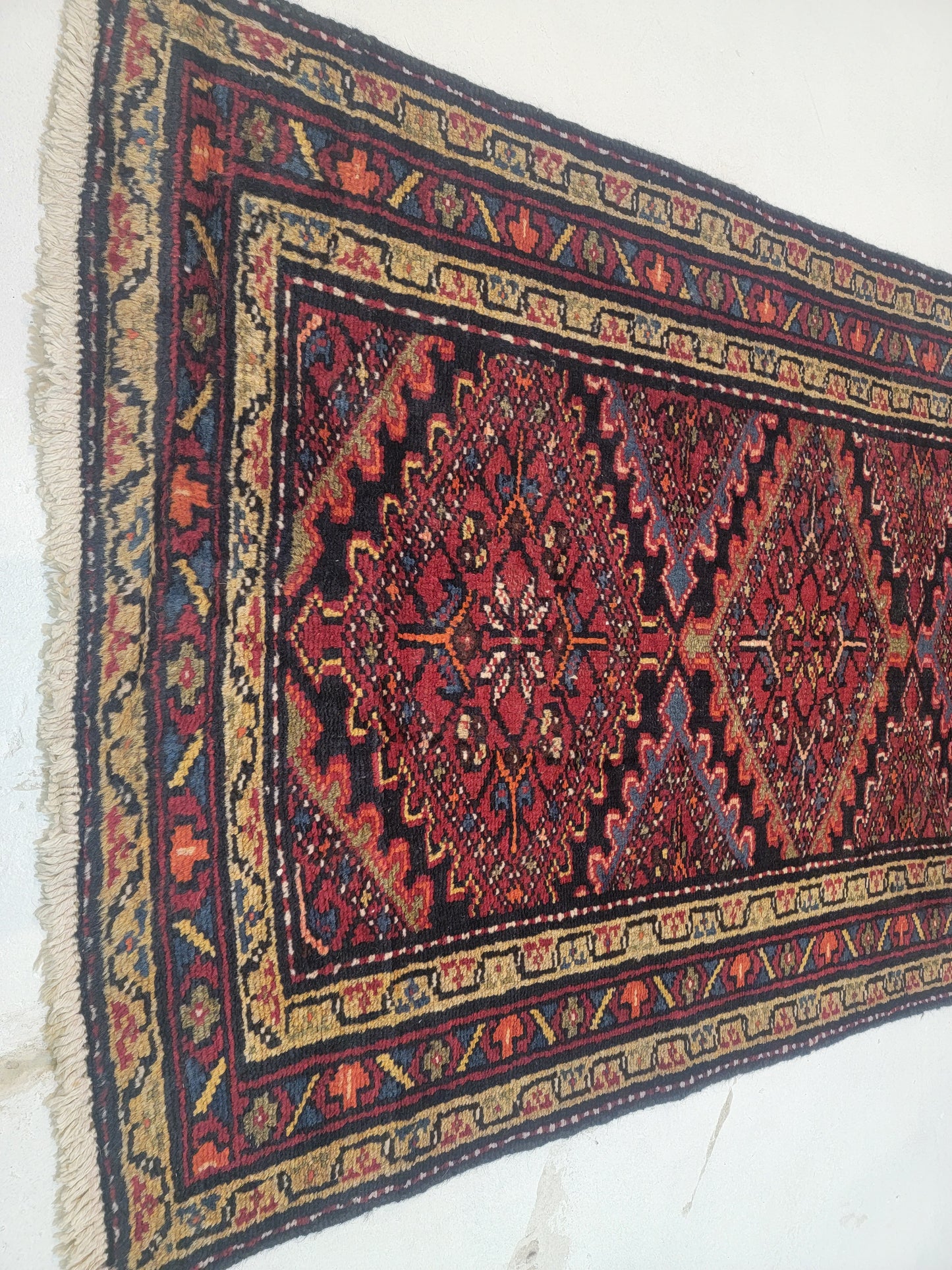Hand-Knotted Wool Runner Hamedan 3'3" x 9'7"