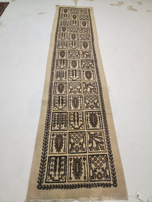 Hand-Knotted Wool Runner Tabriz 2'5" x 10'7"