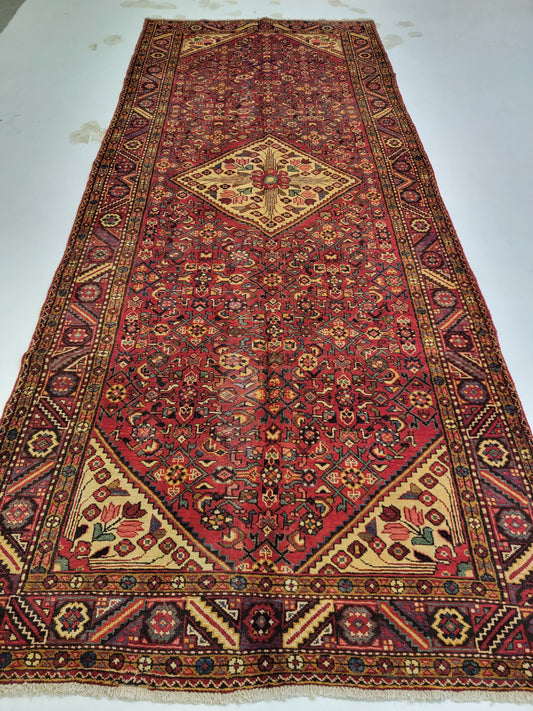 Hand-Knotted Wool Gallery Size Hosseinabad 5'4" x 13'2"