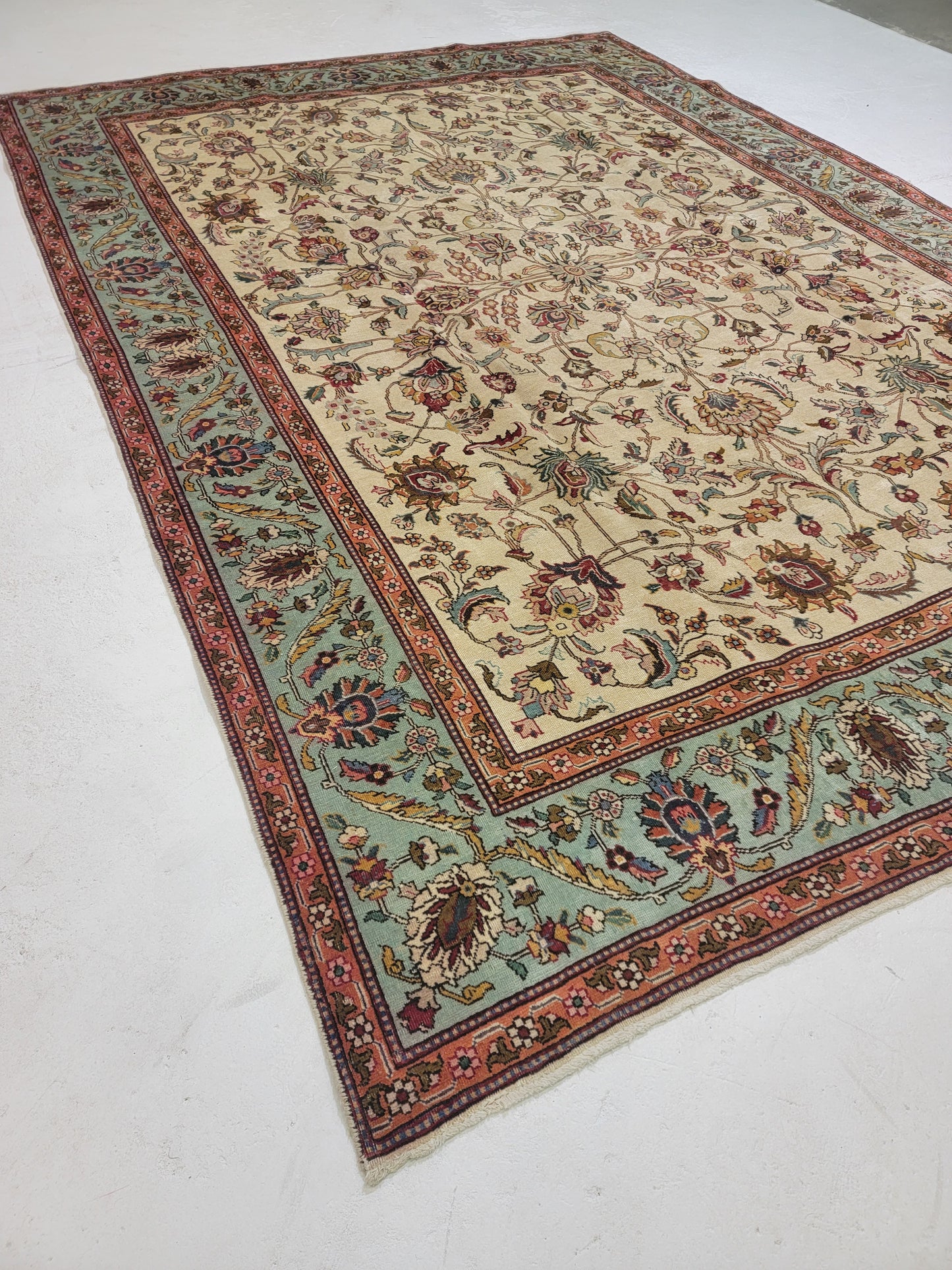 Hand-Knotted Wool Rug Tabriz 8'11" x 12'8"