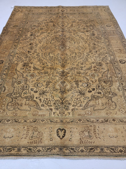 Hand-Knotted Wool Rug Tabriz 6'10" x 9'5"