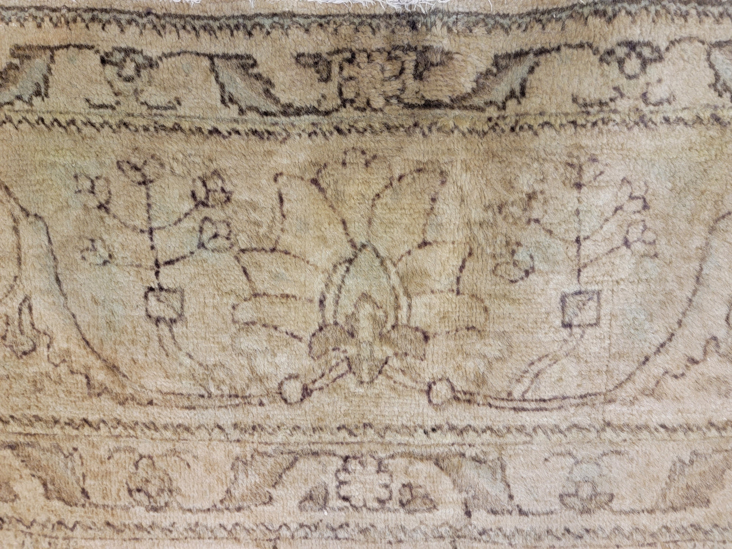 Hand-Knotted Wool Rug Tabriz Distressed 9'10" x 12'10"
