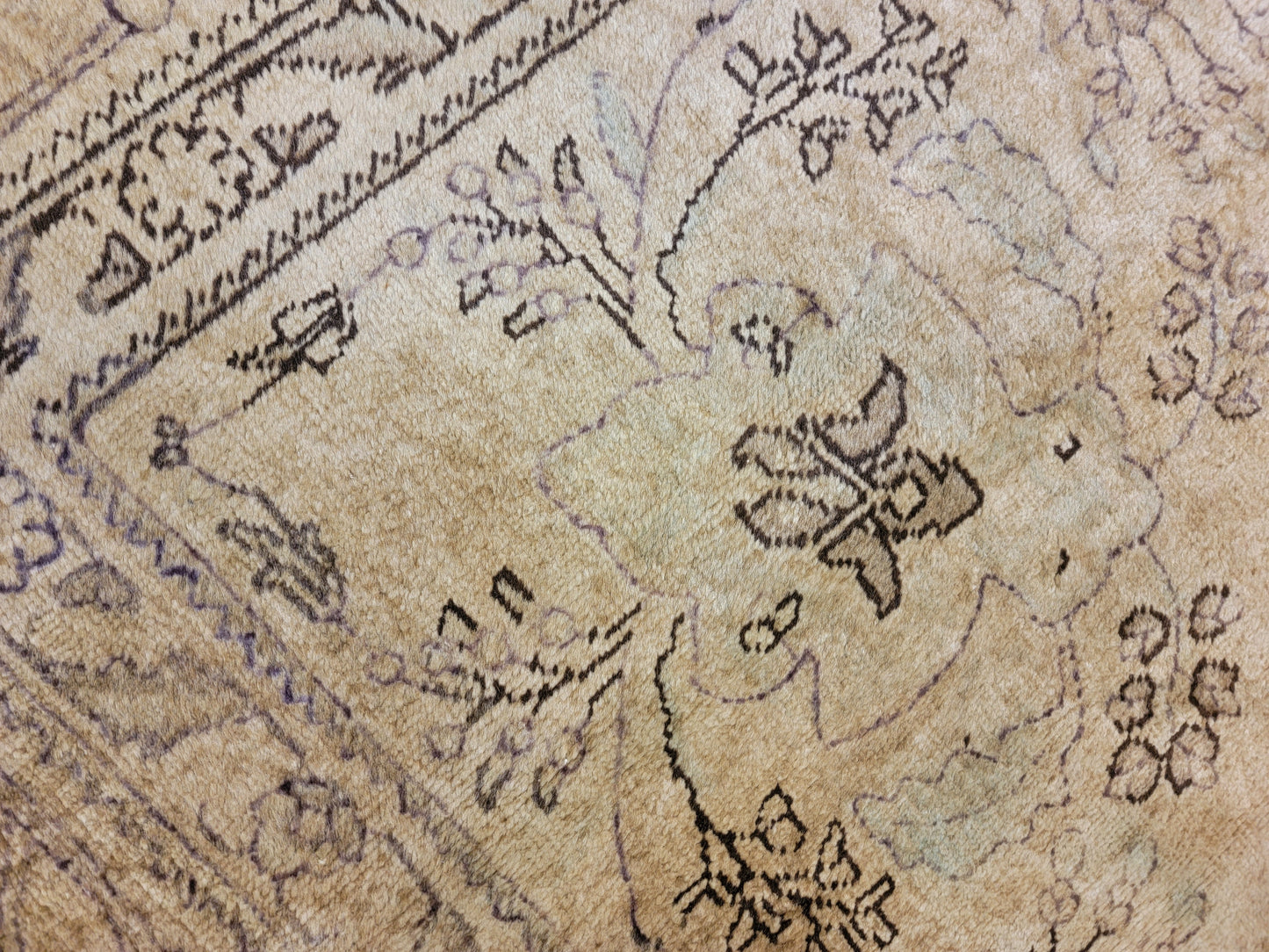 Hand-Knotted Wool Rug Tabriz Distressed 9'10" x 12'10"