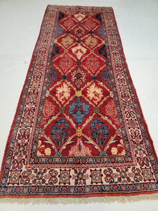 Hand-Knotted Wool Gallery Size Mahal 4'3" x 10'9"