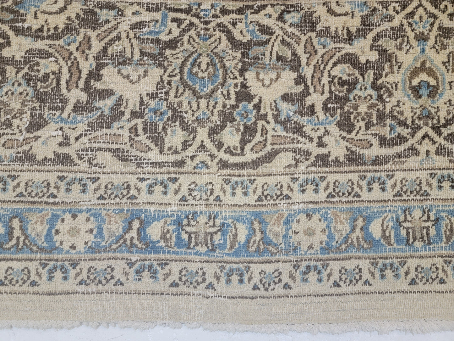 Hand-Knotted Wool Rug Kashan 9'10 x 12'11"