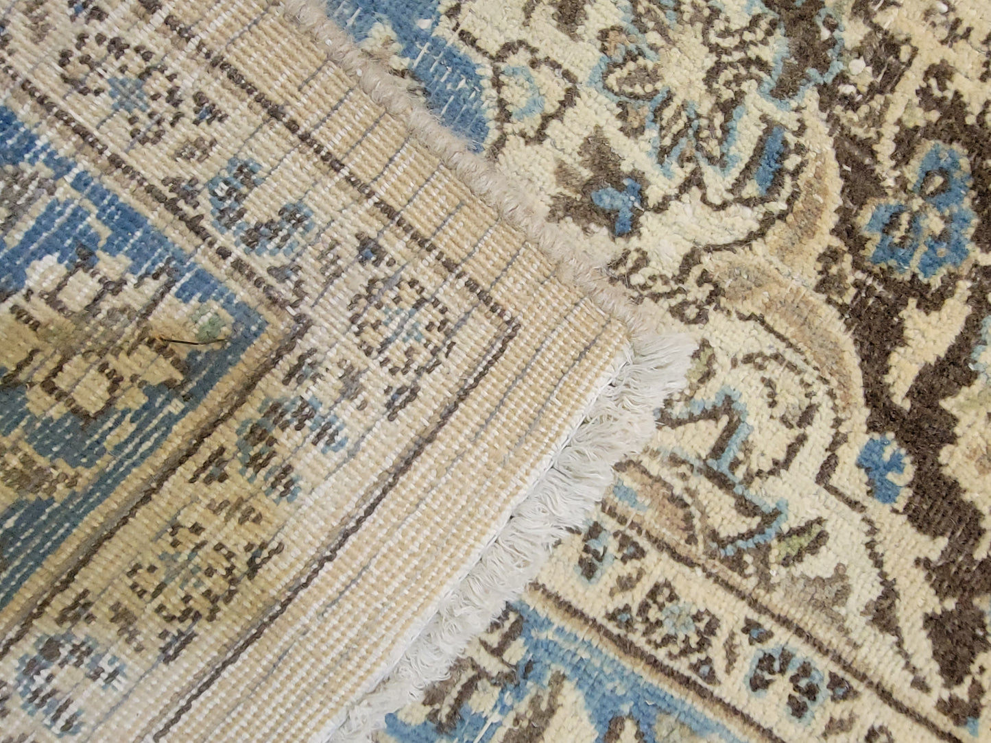 Hand-Knotted Wool Rug Kashan 9'10 x 12'11"