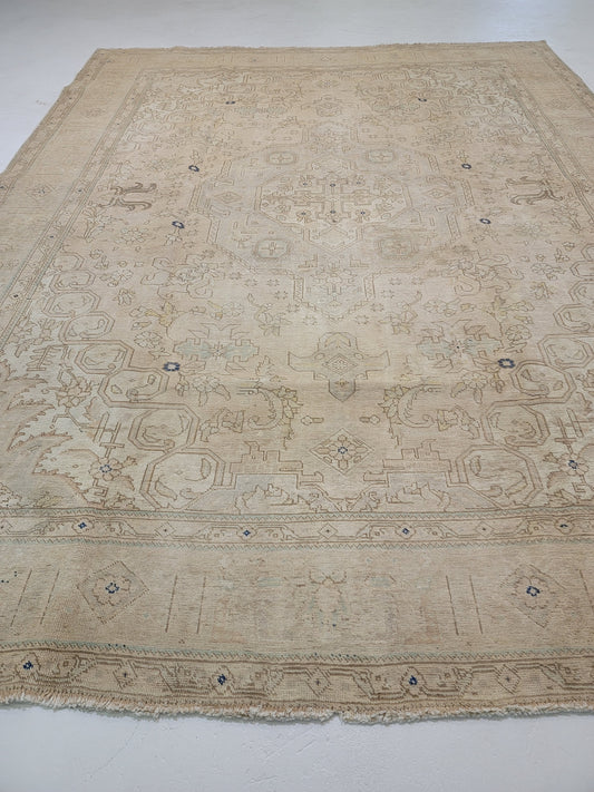 Hand-Knotted Wool Rug Tabriz Distressed 9'5" x 12'5"