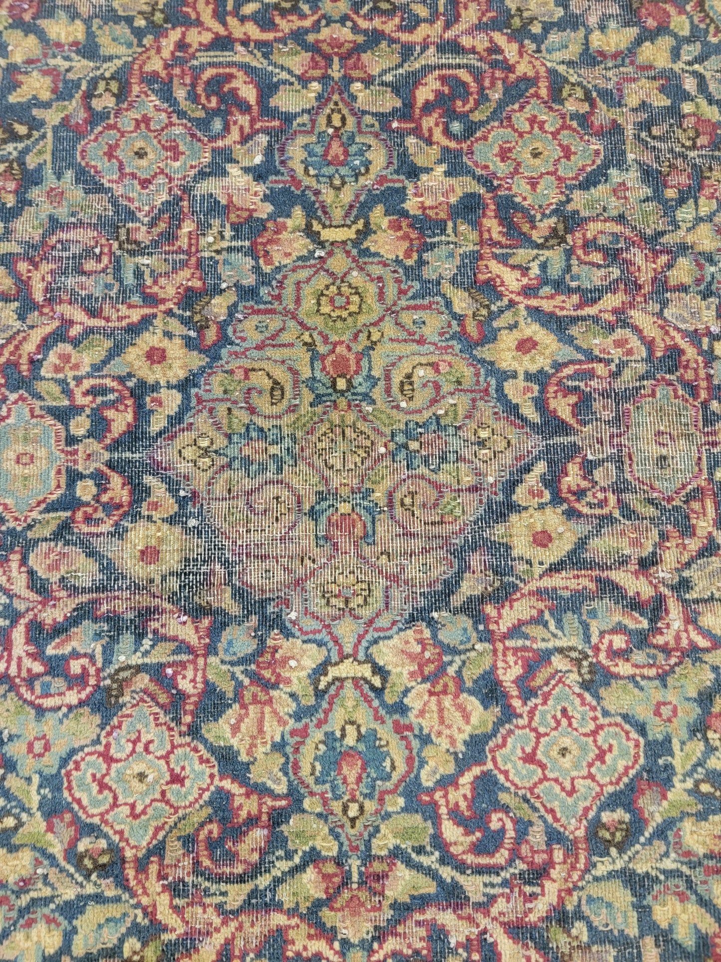 Hand-Knotted Wool Rug Kerman Rahvar