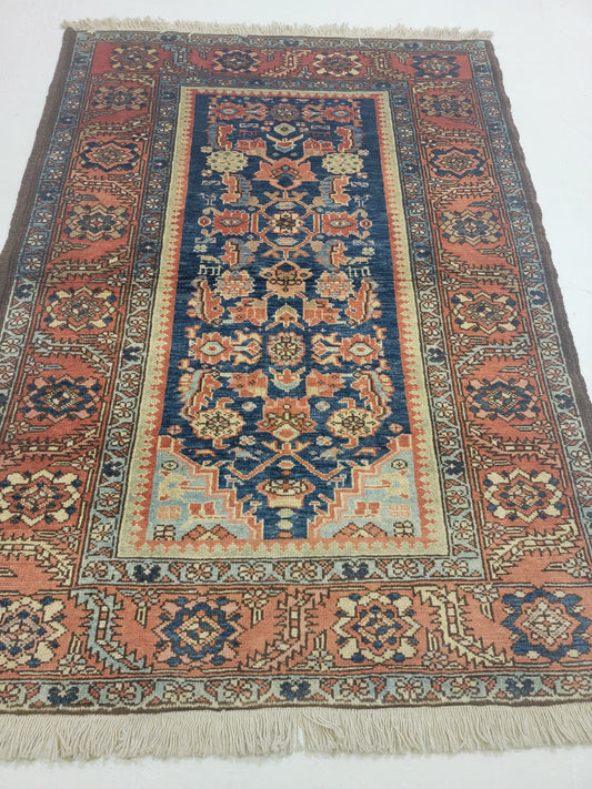 Hand-Knotted Wool Rug Heriz 3'5" x 4'9"