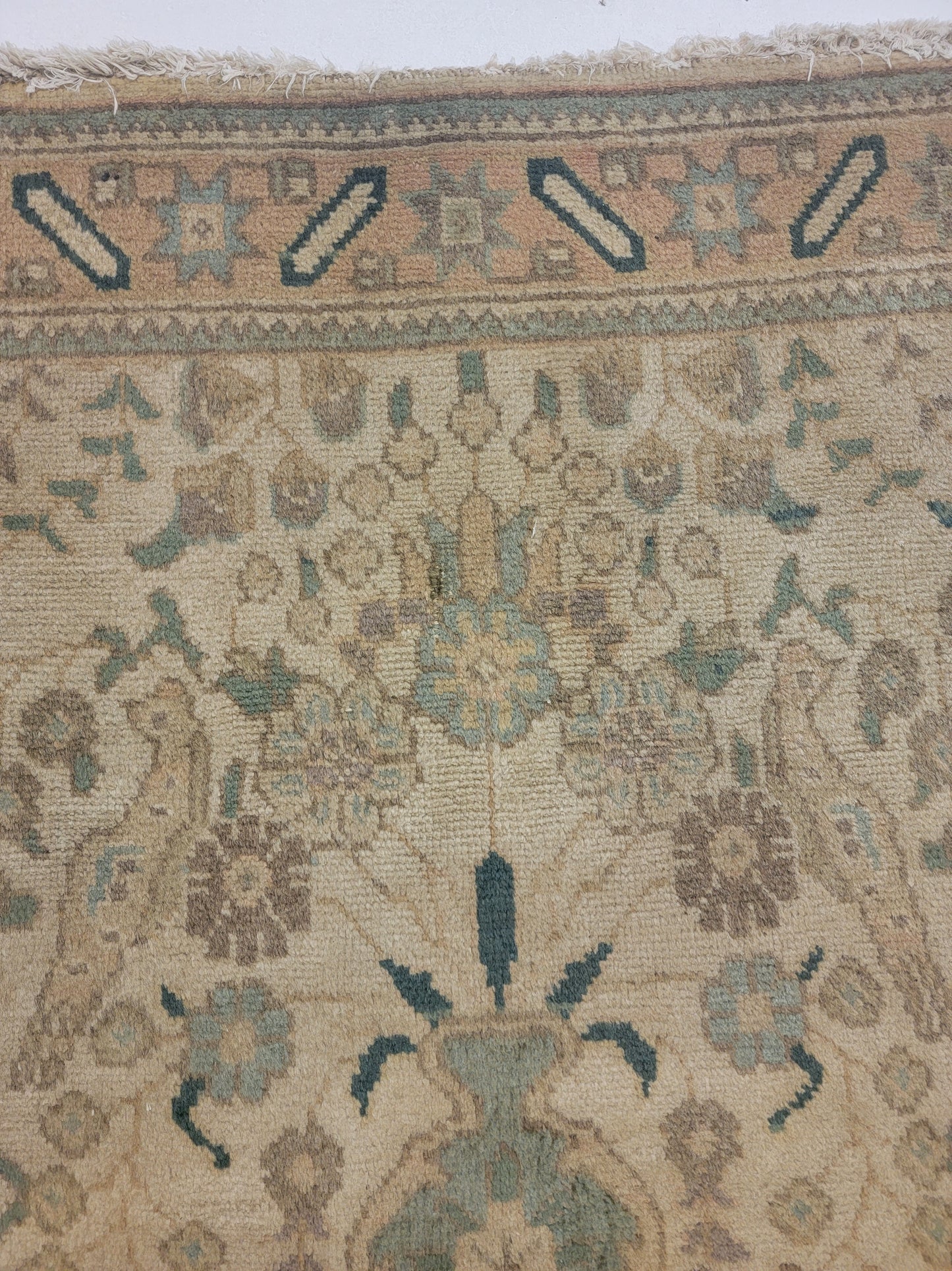 Hand-Knotted Wool Rug Tabriz 3' x 5'