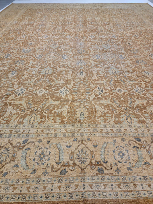 Antique Hand-Knotted Wool Area Rug Sultanabad Egyptian Oversized 16'4" x 20'2"