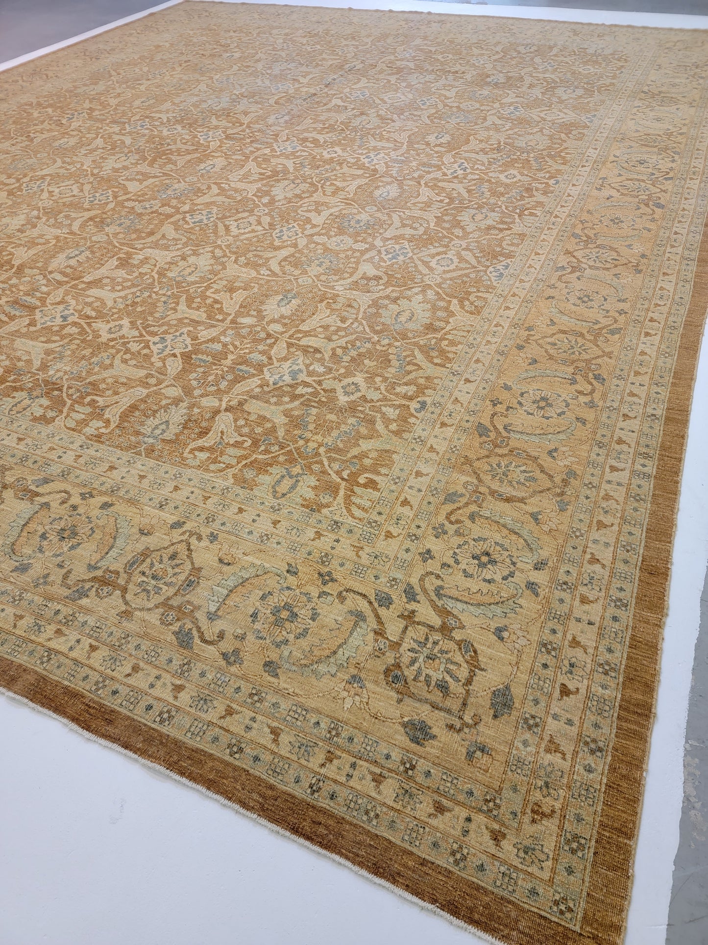 Antique Hand-Knotted Wool Area Rug Sultanabad Egyptian Oversized 16'4" x 20'2"