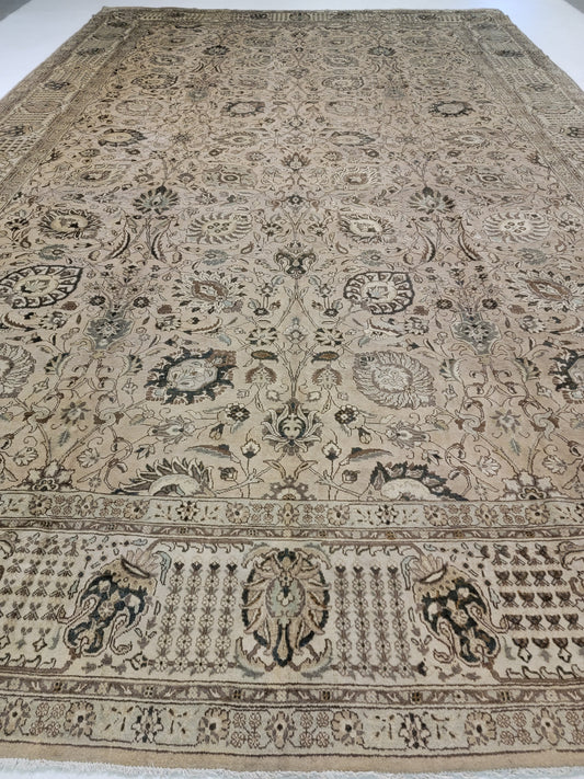Antique Hand-Knotted Wool Area Rug Tabriz 12'6" x 19'7"
