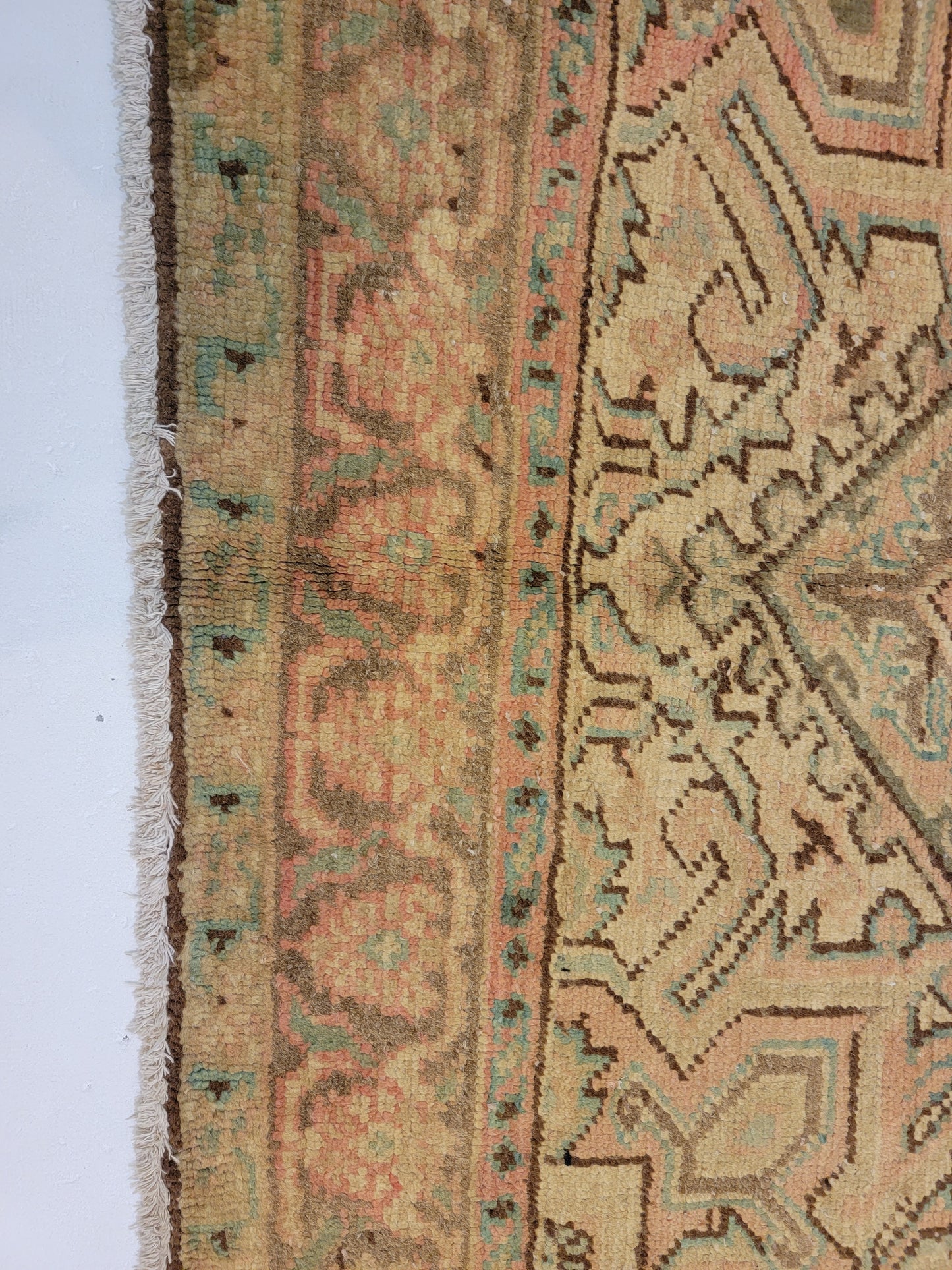 Antique Hand-Knotted Wool Area Rug Heriz 4'8" x 7'