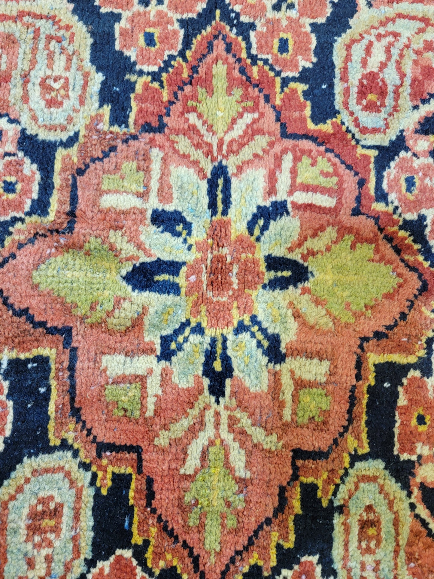 Antique Hand-Knotted Wool Area Rug Mahal 4'5" x 6'10"