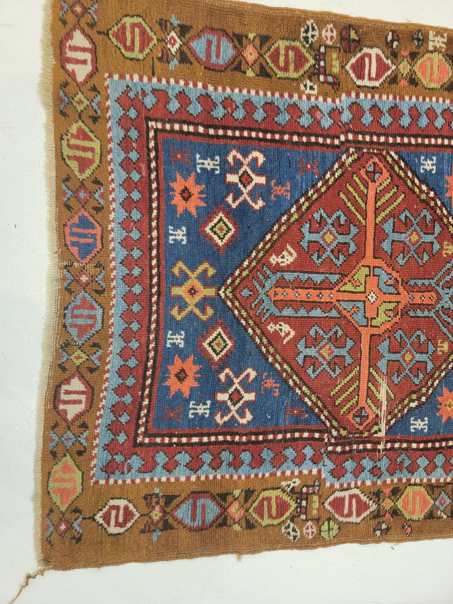 Antique Hand-Knotted Wool Runner Serapi 3'2" x 9'9"