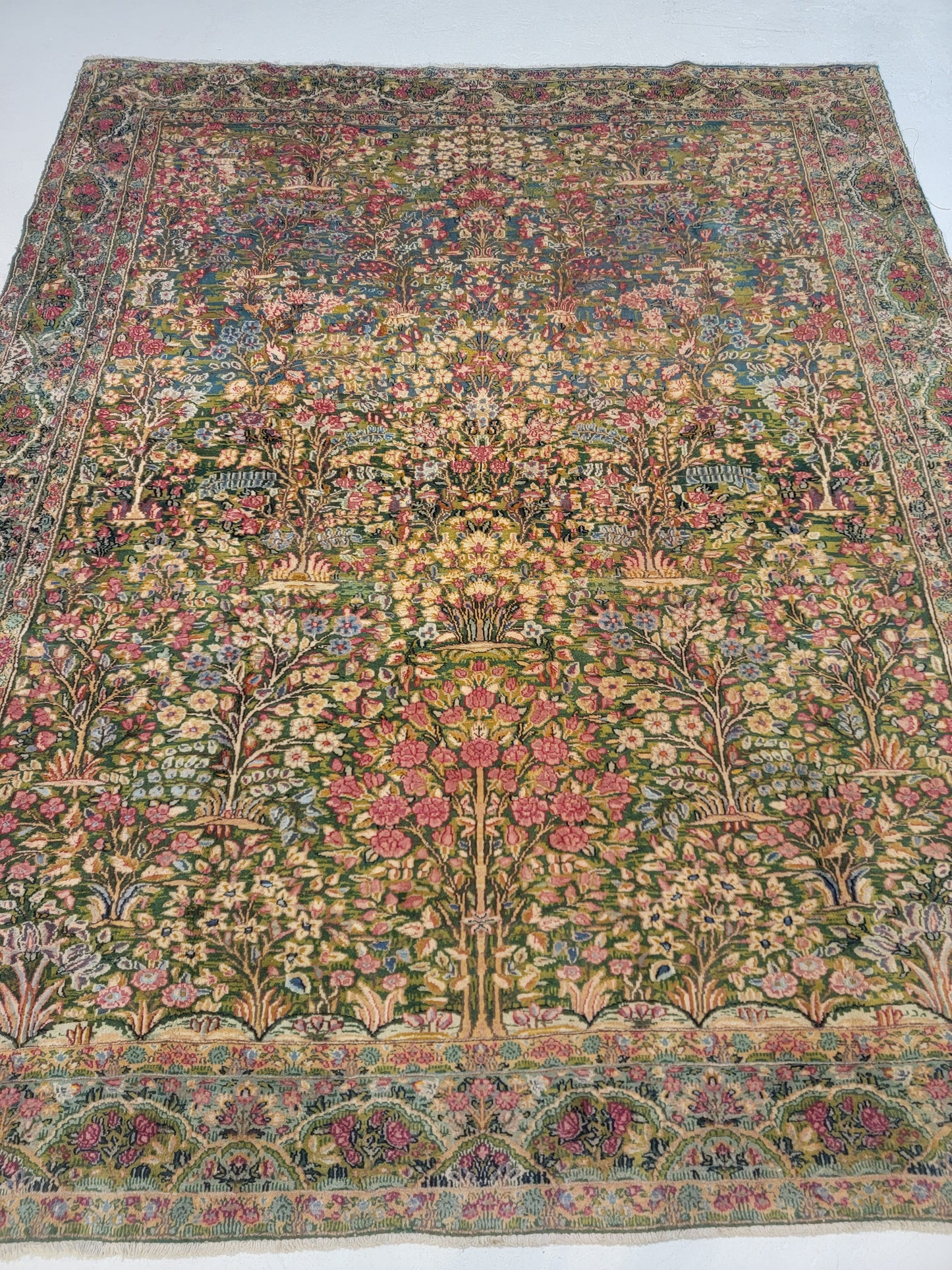 Antique Hand-Knotted Wool Area Rug Kerman Rahvar/Lahvar 6'9" x 8'4"