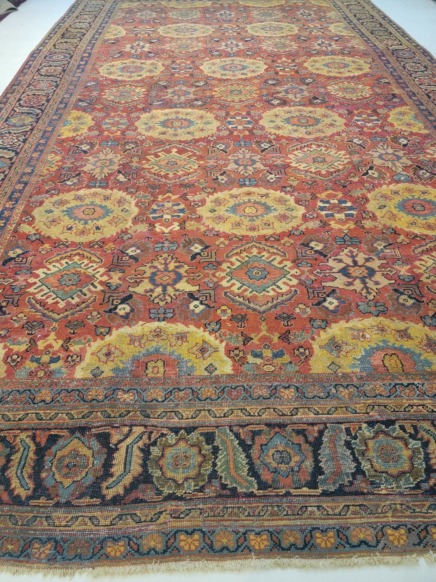Antique Hand-Knotted Wool Rug Sultanabad/Meshkabad 10'5" x 17'3"