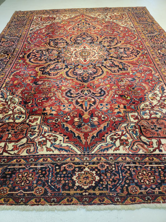 Antique Hand-Knotted Wool Rug Heriz 9'10" x 13'3"