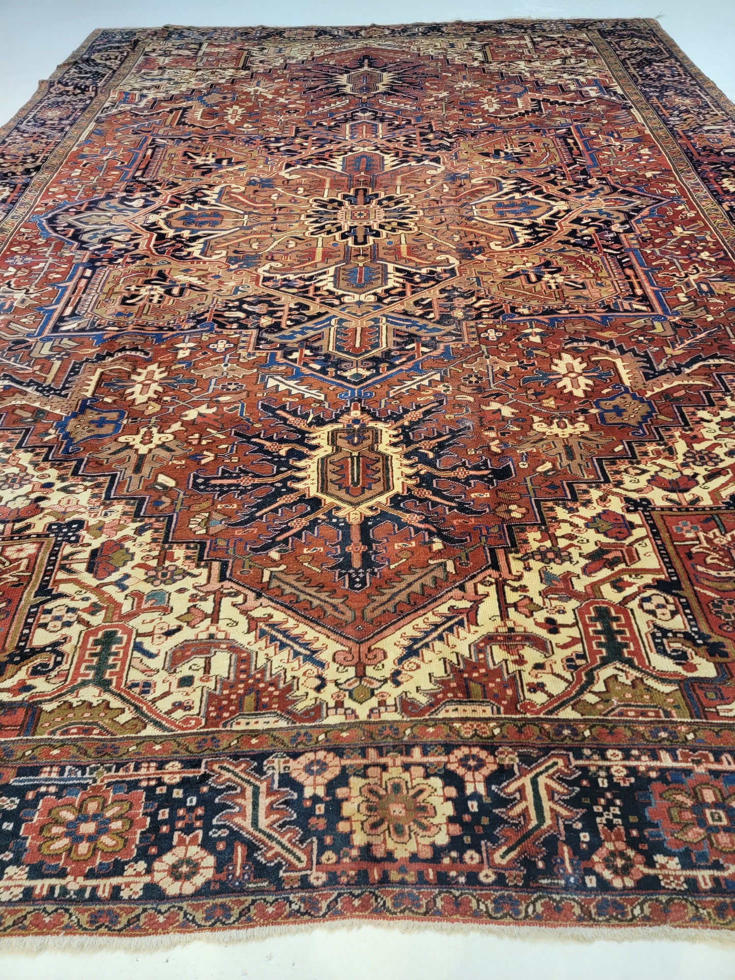 Antique Hand-Knotted Wool Area Rug Heriz 11' x 15'5"