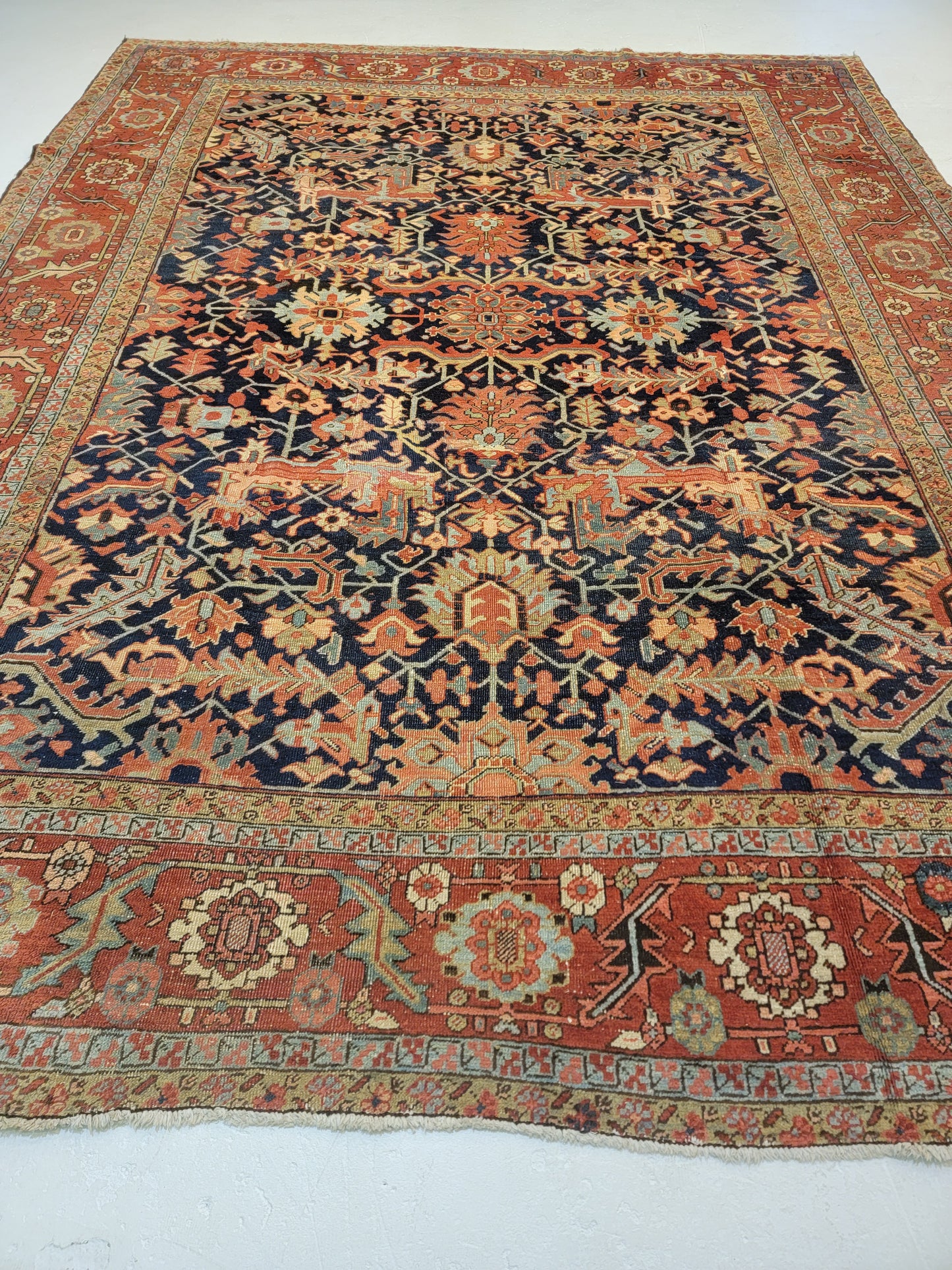 Antique Hand-Knotted Wool Area Rug Serapi Bakhshayesh Collectible 9'4" x 12'1"