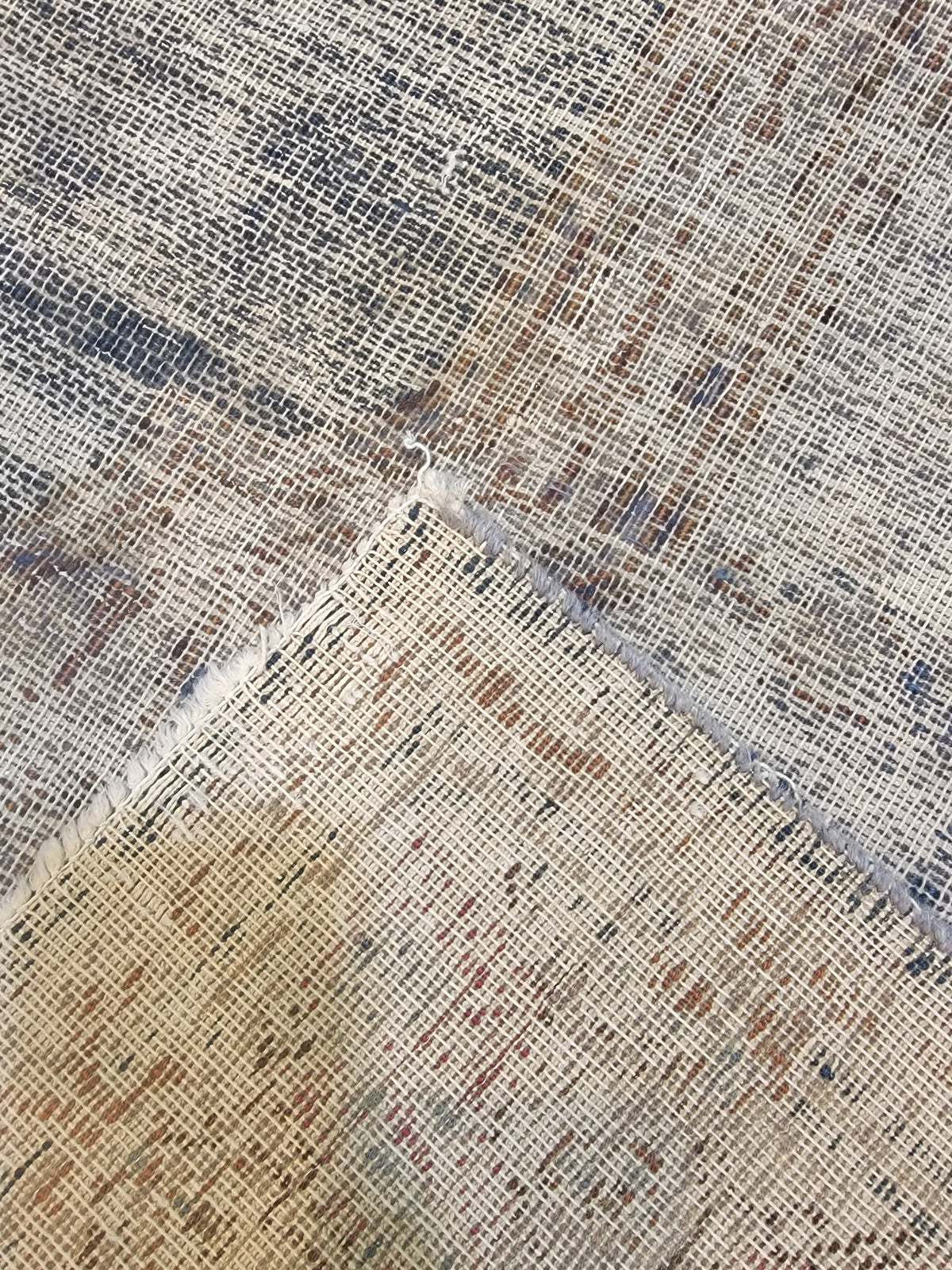 Hand-Knotted Wool Area Rug Distressed 4'7" x 7'4"