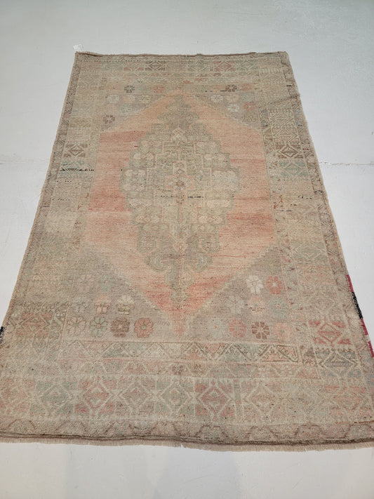 Hand-Knotted Wool Area Rug Turkish Oushak 4'7" x 7'4"