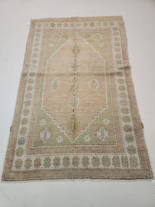 Hand-Knotted Wool Area Rug Turkish Oushak 3'1" x 5'
