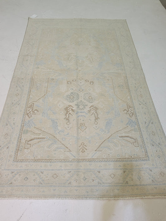 Hand-Knotted Wool Area Rug Turkish Oushak 4'2" x 6'5"