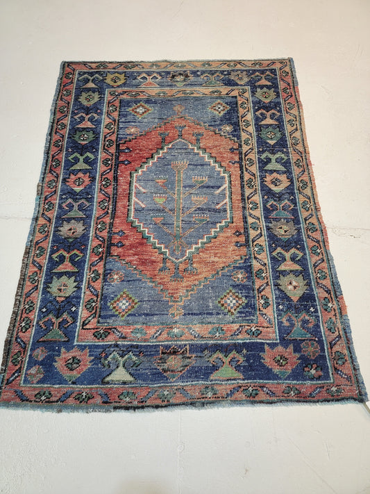 Hand-Knotted Wool Area Rug Turkish Oushak 3'6" x 4'8"