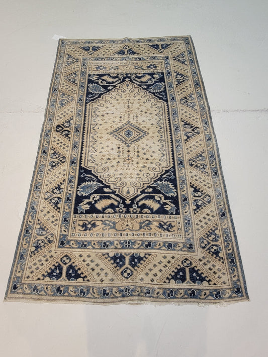 Hand-Knotted Wool Area Rug Turkish Oushak 3'4" x 6'