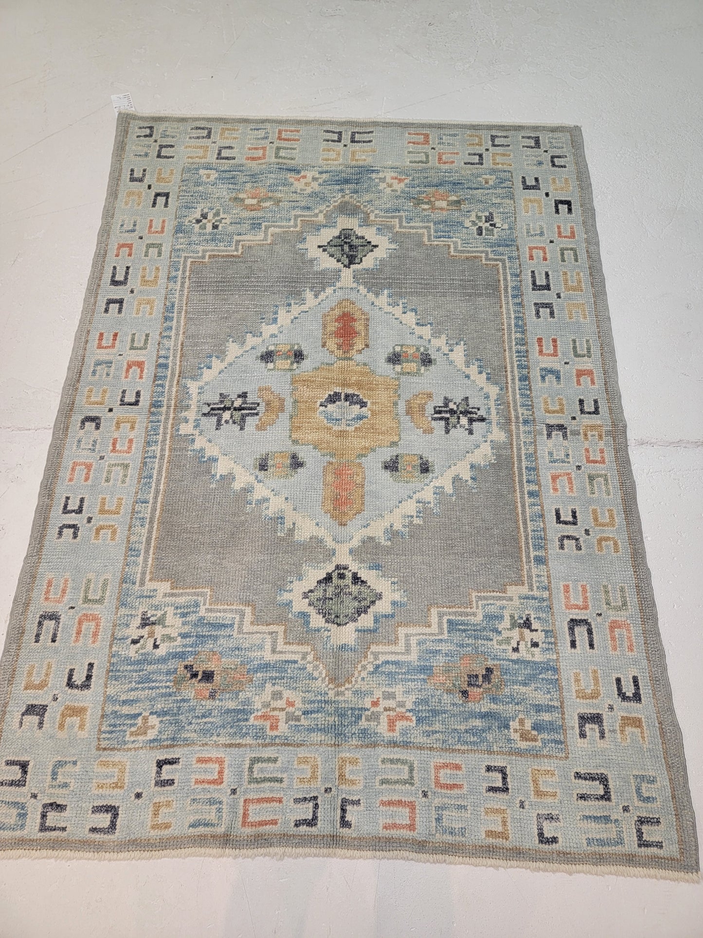 Hand-Knotted Wool Area Rug Turkish Oushak 4'2" x 5'10"