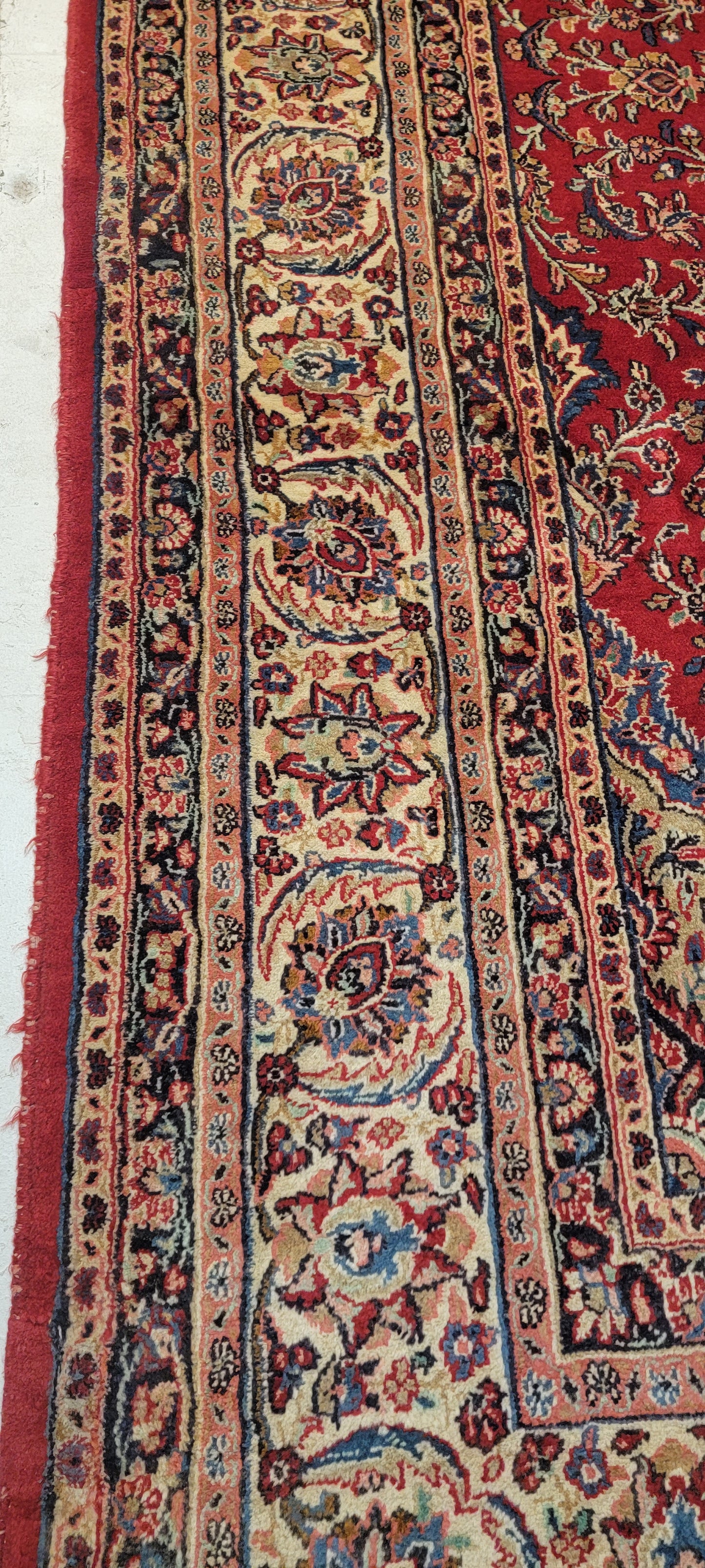 Hand-Knotted Wool Rug Qazvin 9'5" x 13'