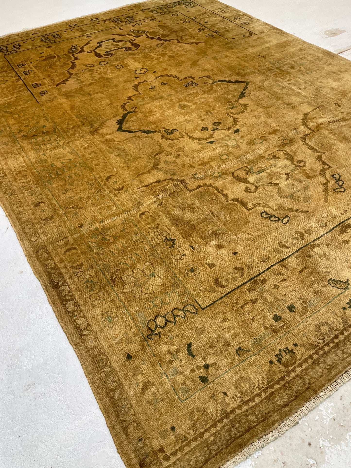 Hand-Knotted Wool Rug Tabriz Tea Washed 7'5" x 10'3"
