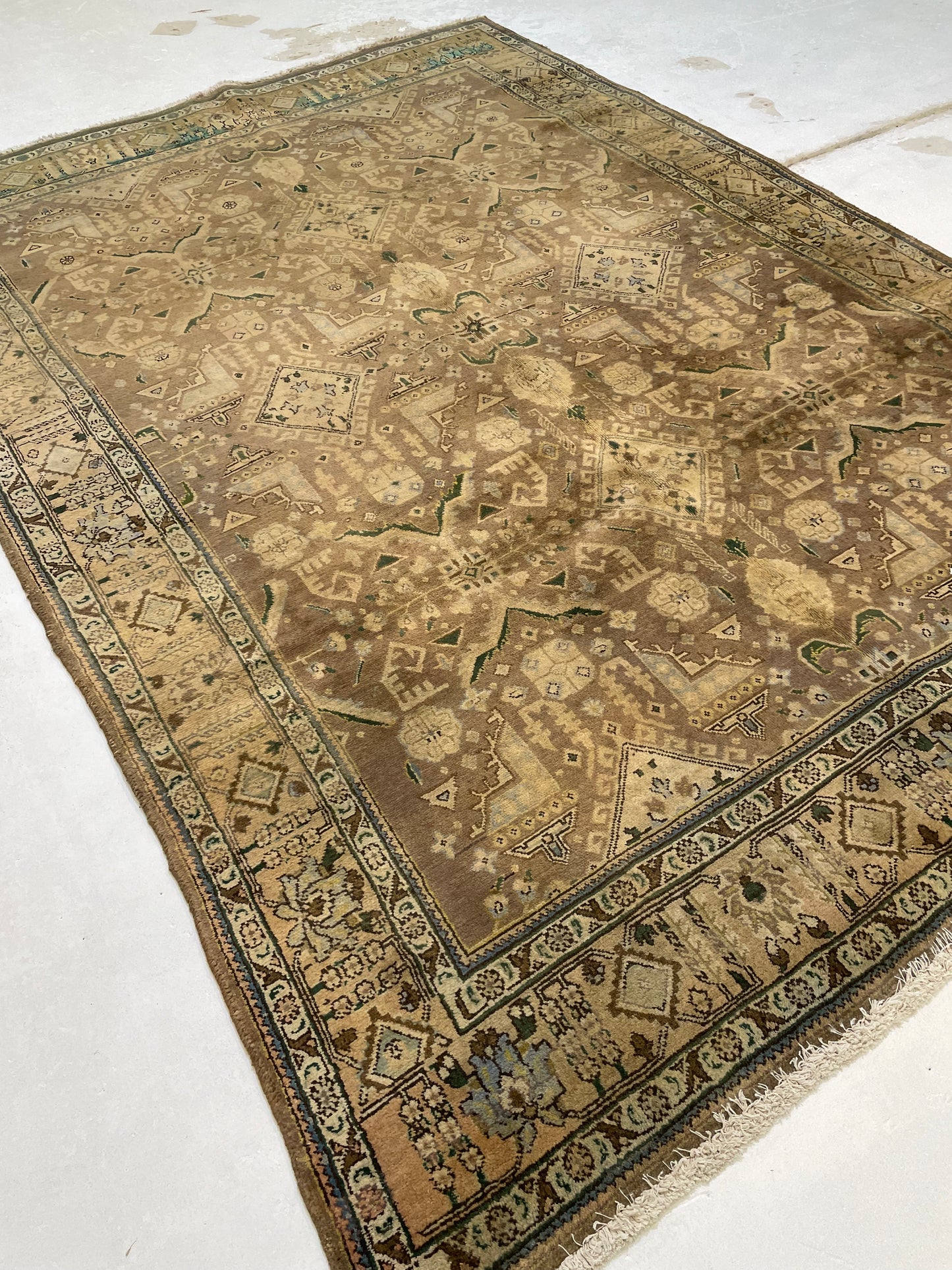 Hand-Knotted Wool Rug Tabriz 6'8" x 9'8"