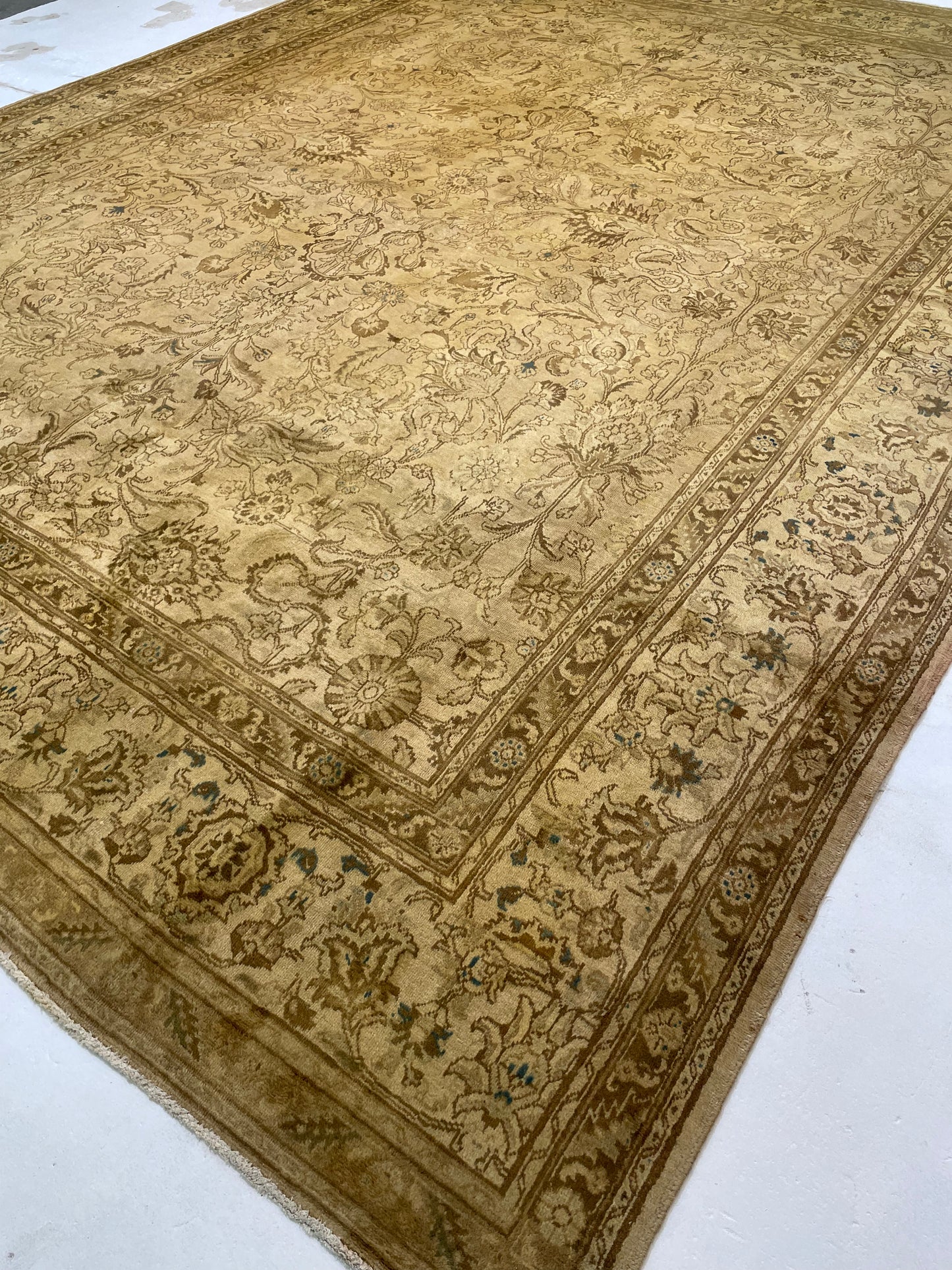 Hand-Knotted Wool Rug Tabriz Tea Washed 11'3" x 14'8"