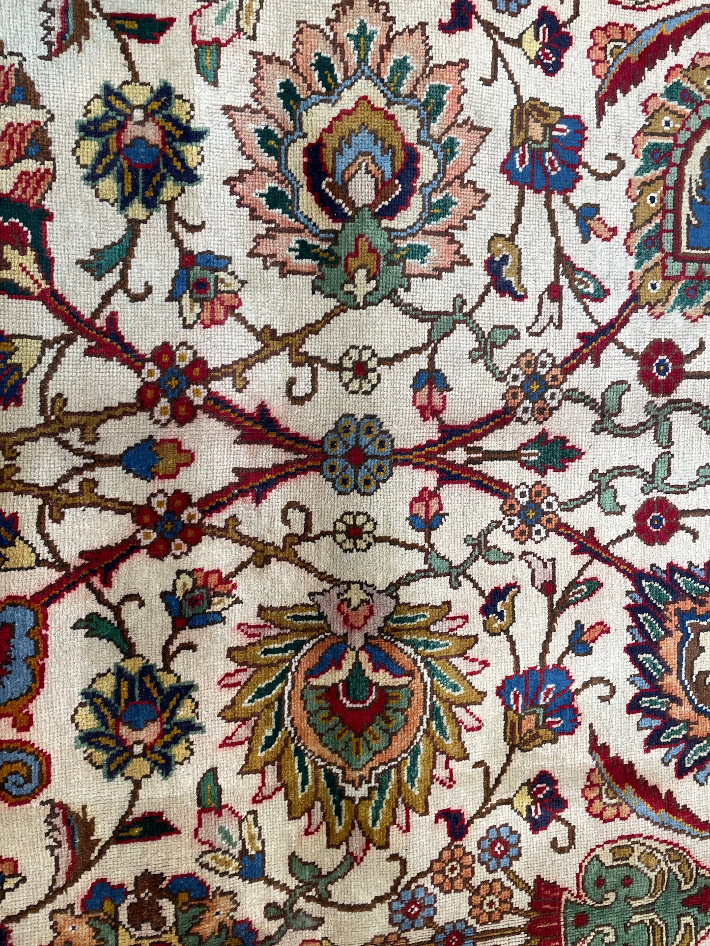 Hand-Knotted Wool Rug Tabriz 9'9" x 15'9"