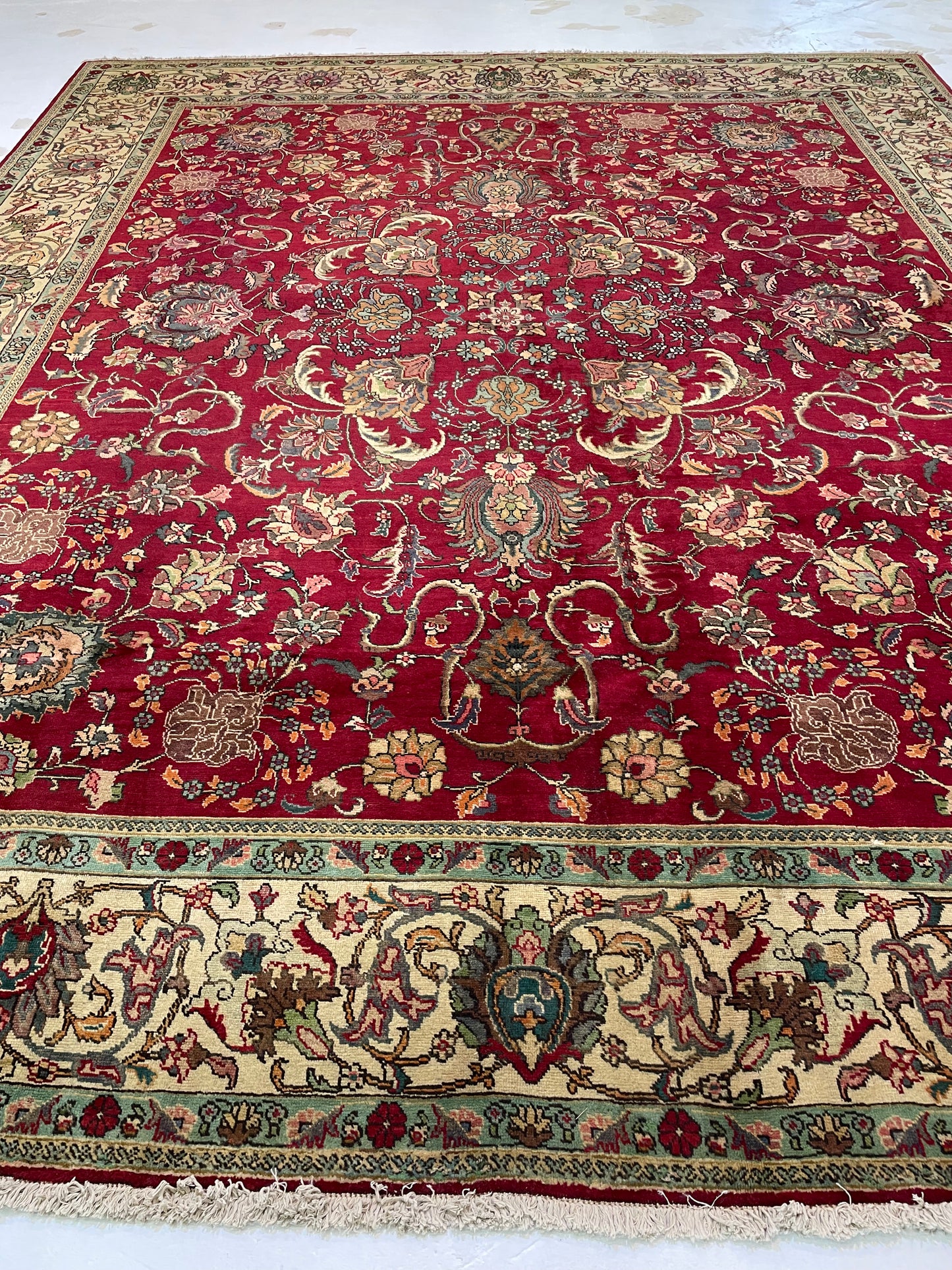 Hand-Knotted Wool Rug Tabriz 11'6" x 14'1"