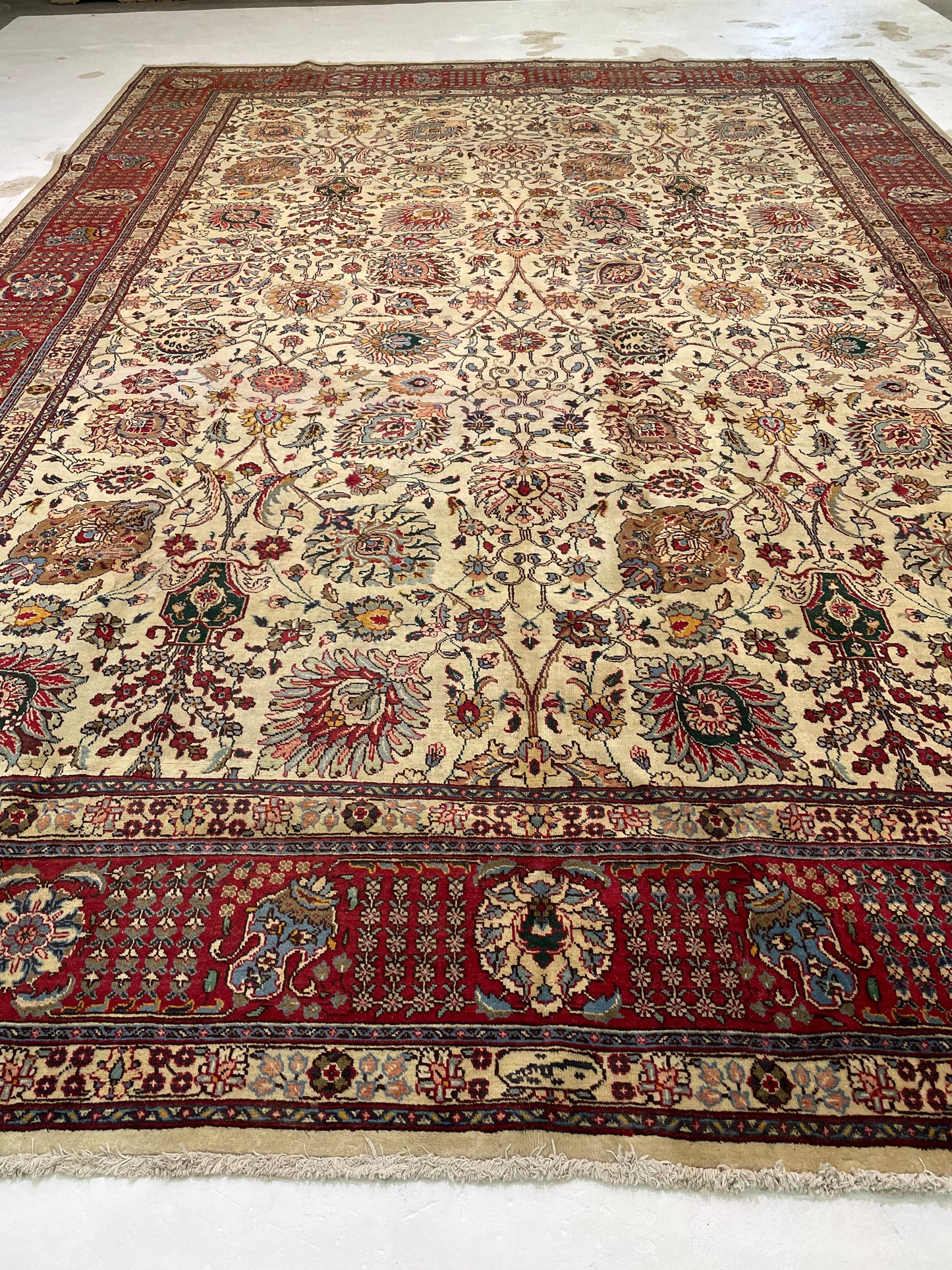 Hand-Knotted Wool Rug Tabriz 11'6" x 16'3"