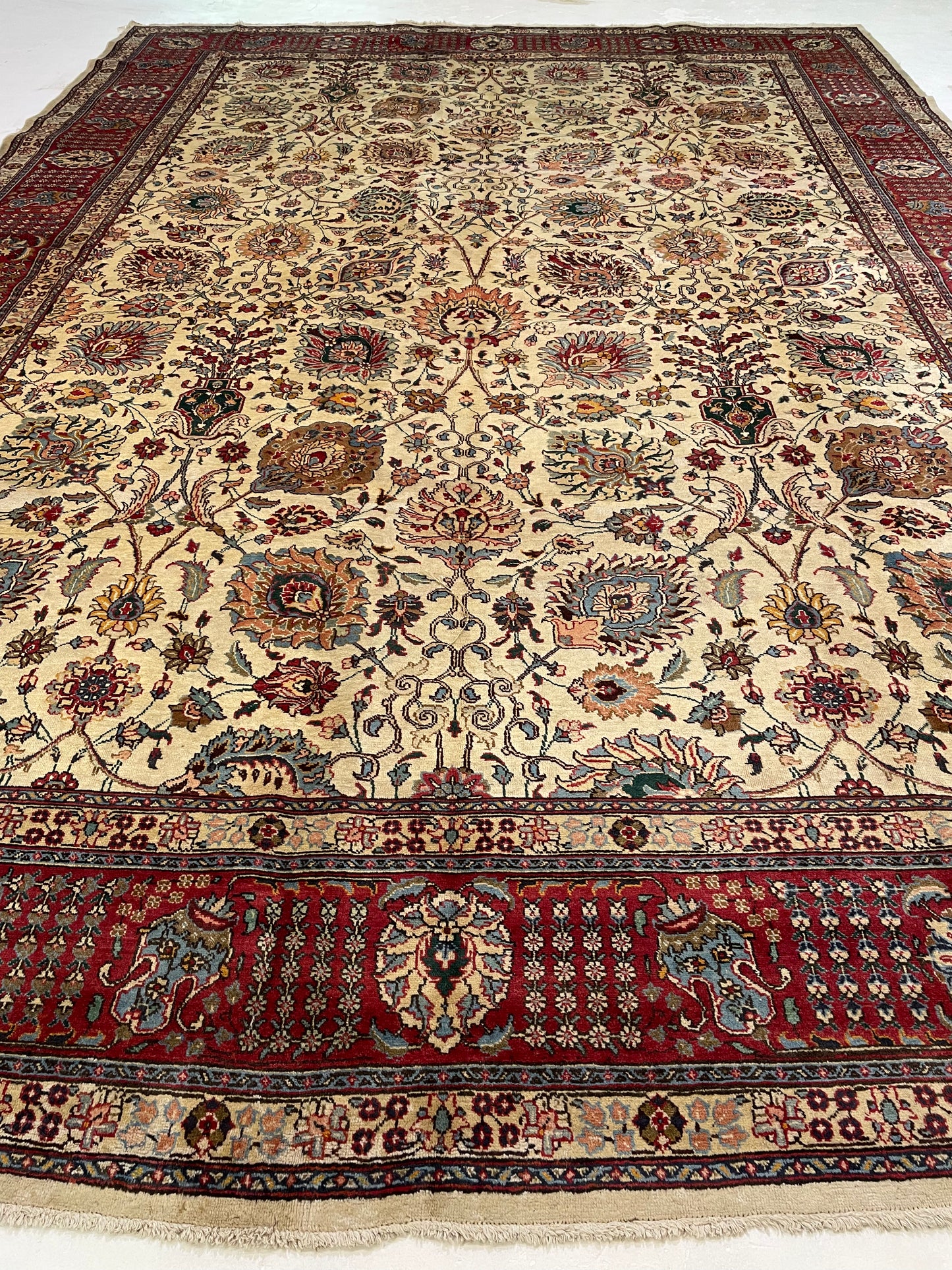 Hand-Knotted Wool Rug Tabriz 11'6" x 16'3"