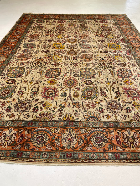 Hand-Knotted Wool Rug Tabriz 9'3" x 12'6"