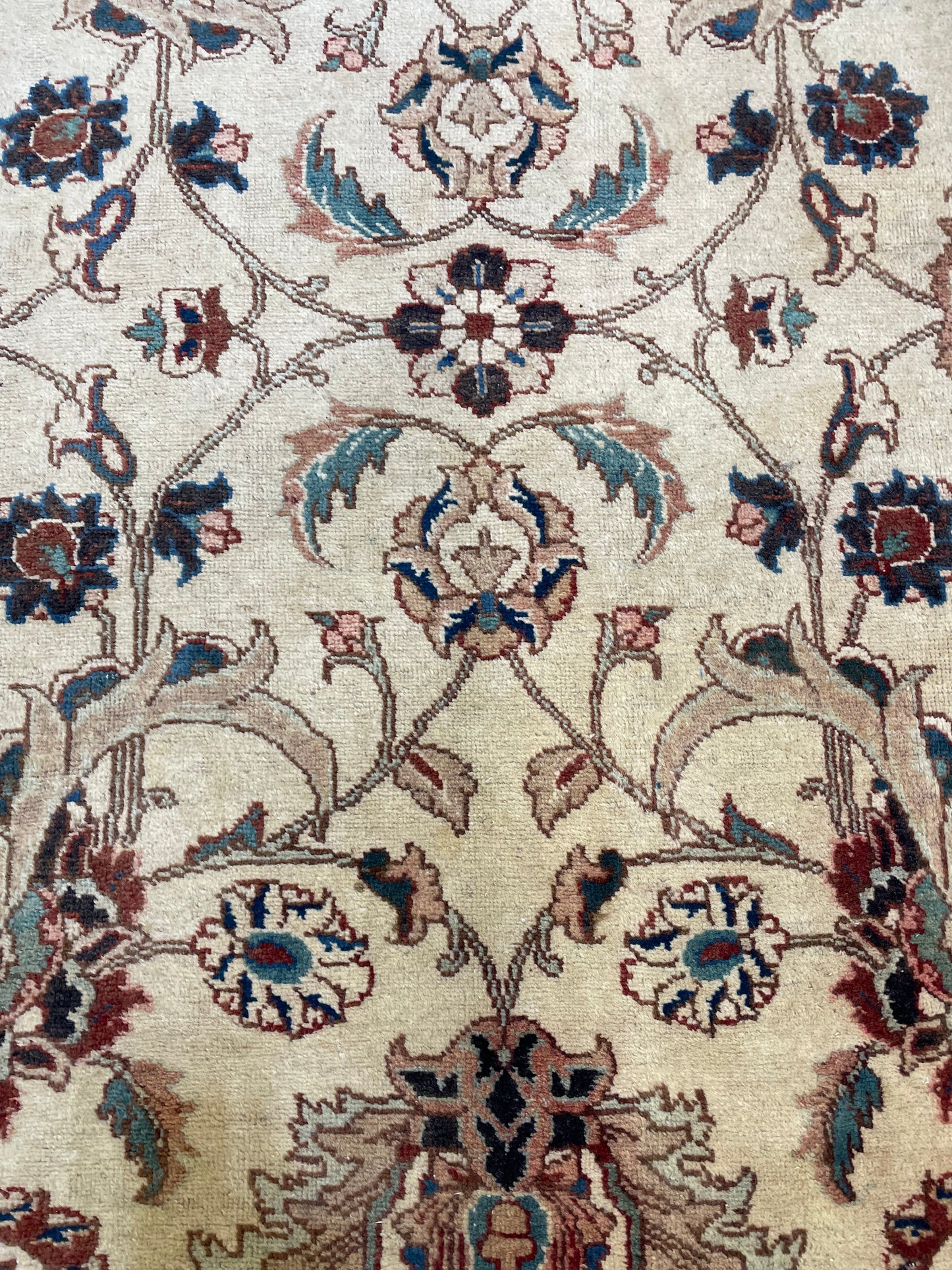Hand-Knotted Wool Rug Tabriz 9'7" x 12'10"