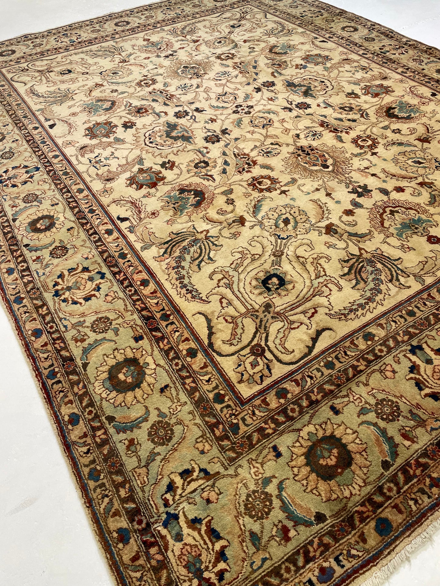 Hand-Knotted Wool Rug Tabriz 9'7" x 12'10"
