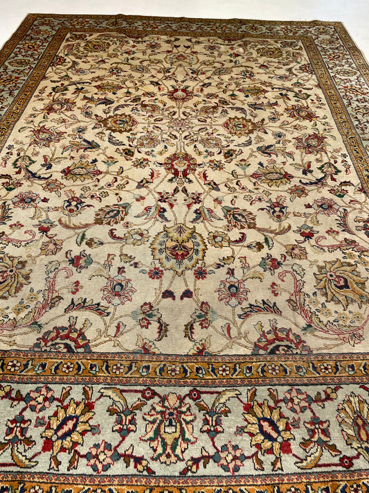 Hand-Knotted Wool Rug Tabriz 9'6" x 12'8"
