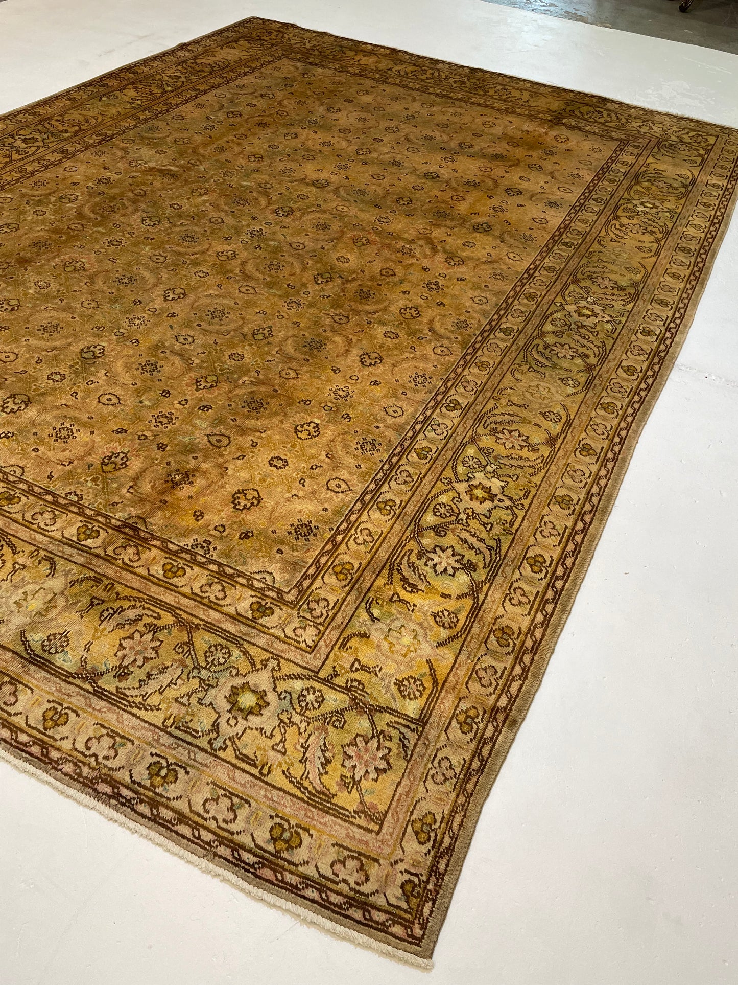 Hand-Knotted Wool Rug Tabriz Tea Washed 9'4" x 12'6"