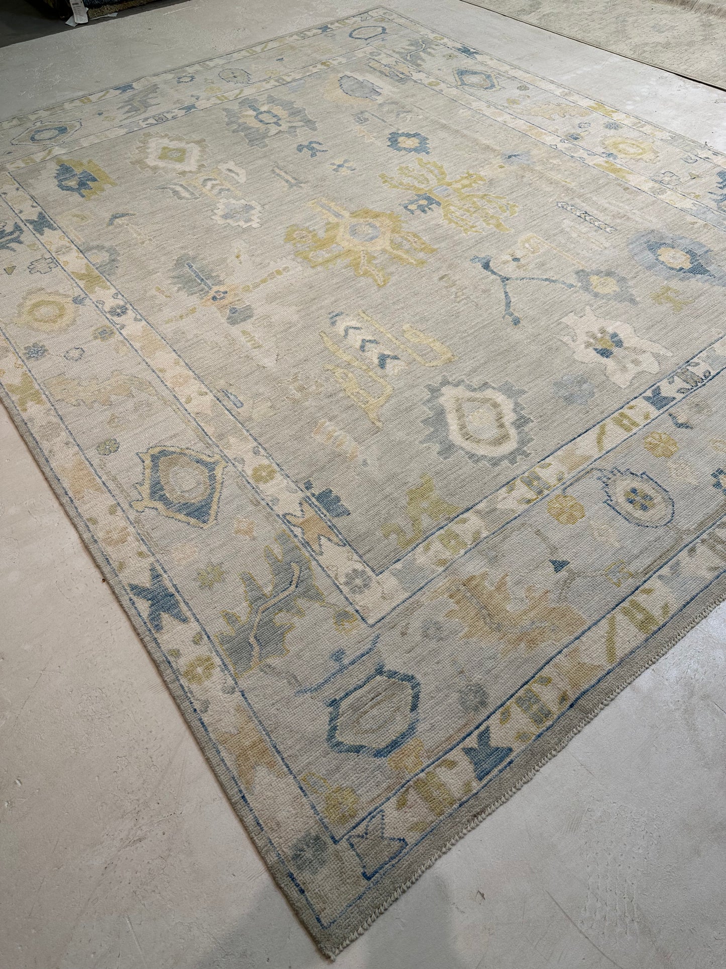 Hand-Knotted Wool Rug Turkish Oushak 7'11" x 9'10"