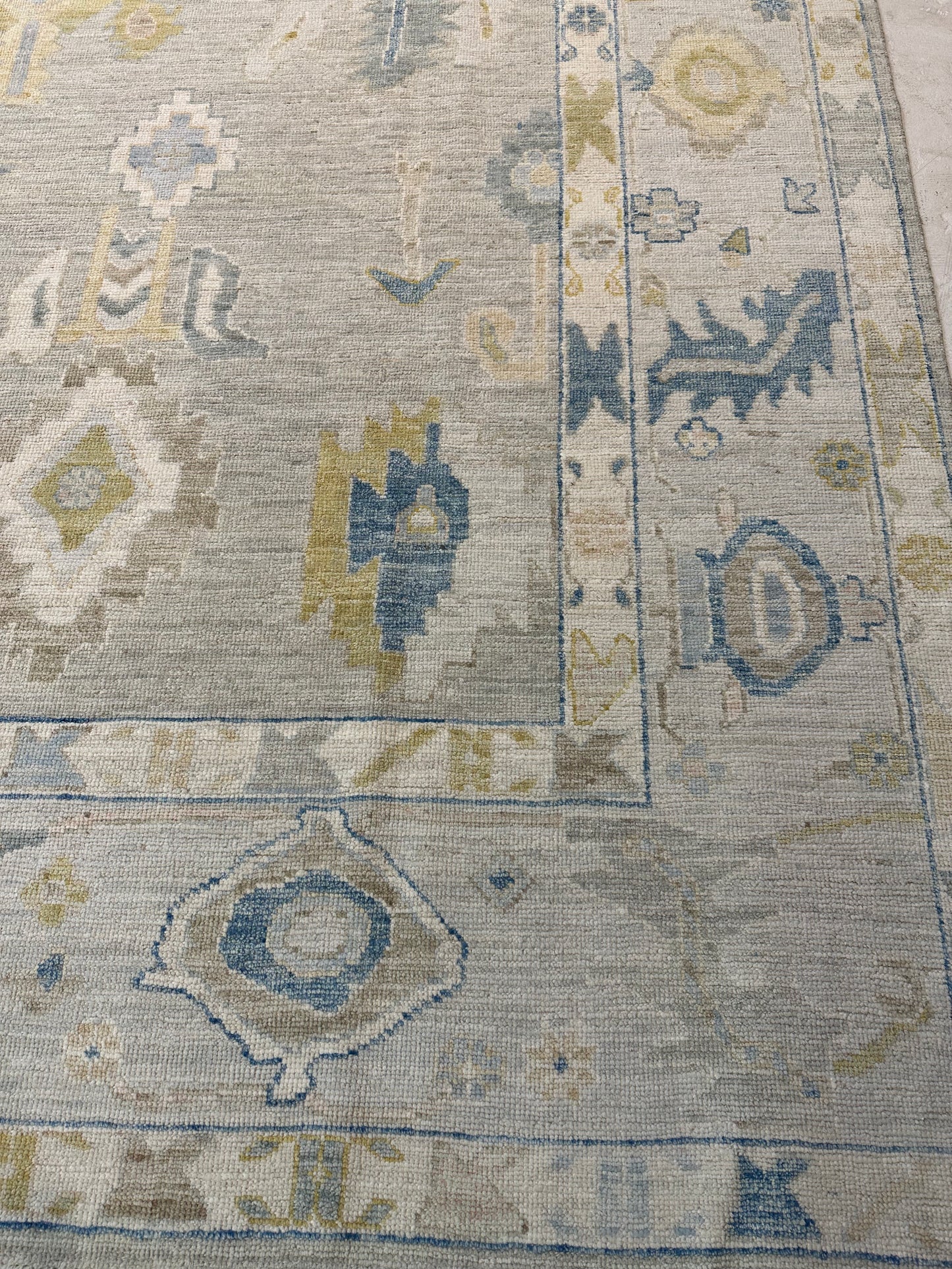Hand-Knotted Wool Rug Turkish Oushak 7'11" x 9'10"